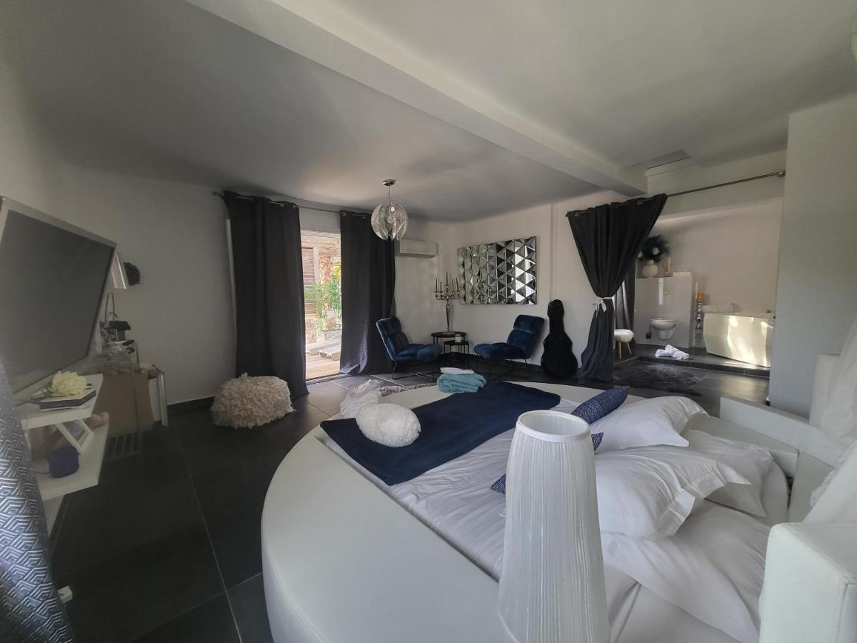 Villa Petra Bianca Suite & Chambre A 10Mn A Pied Du Port De Bonifacio Bonifacio  Exterior photo